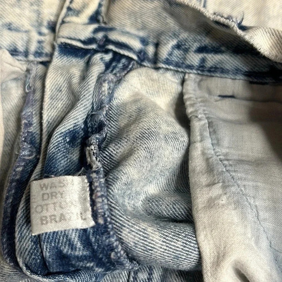 Vintage mini Jean skirt,women size 29?Acid wash, embroidered,patch,retro,boho - Picture 10 of 13